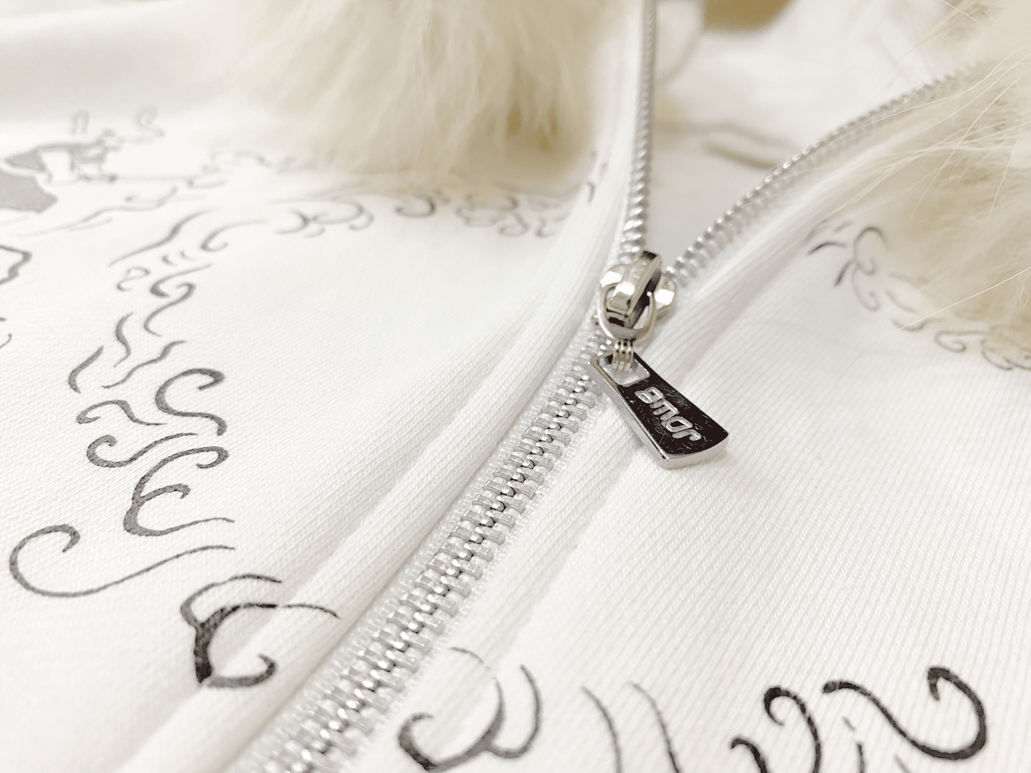 zip up